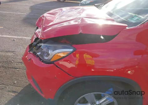 2018 Chevrolet Trax Lt z USA, uszkodzony, nr VIN 3GNCJLSB6JL262319